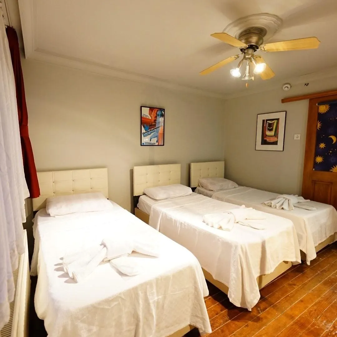 Taxim Garden Hotel Istanbul 3*,